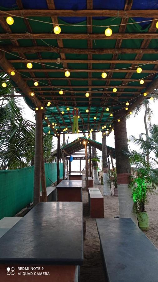 Anandi Villa Homestay Adhi 外观 照片