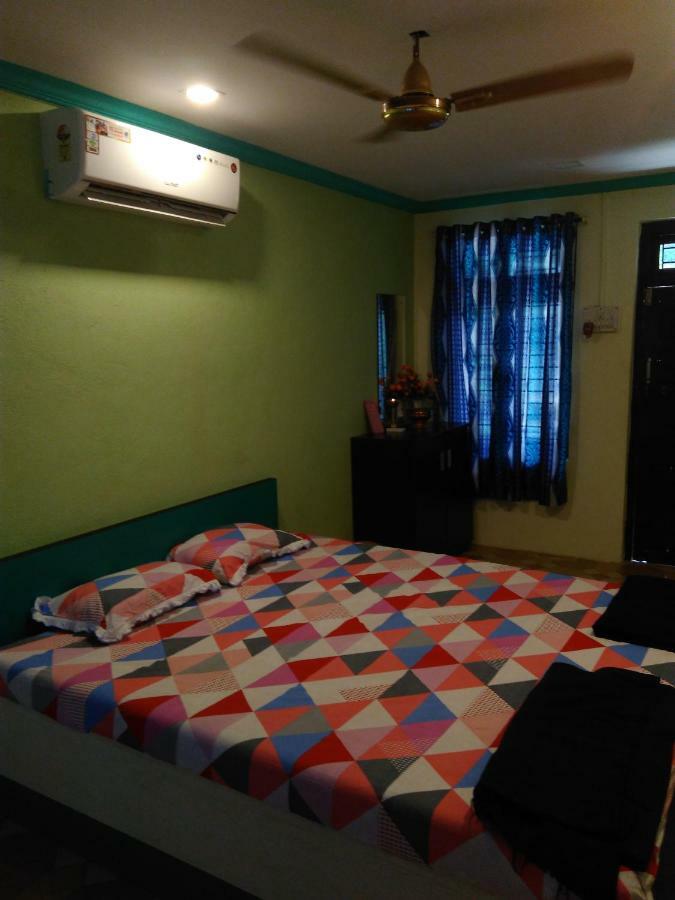 Anandi Villa Homestay Adhi 外观 照片