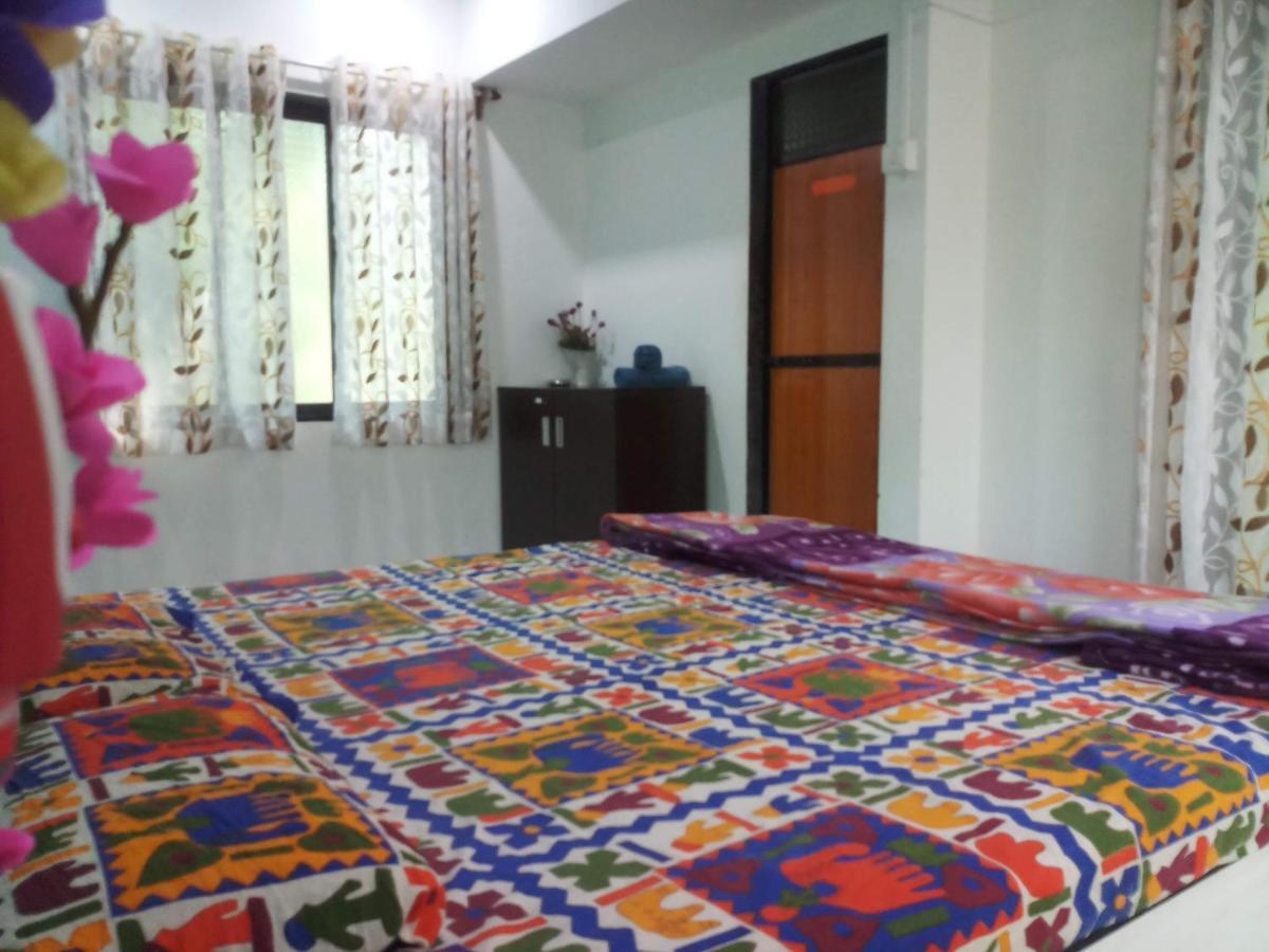 Anandi Villa Homestay Adhi 外观 照片